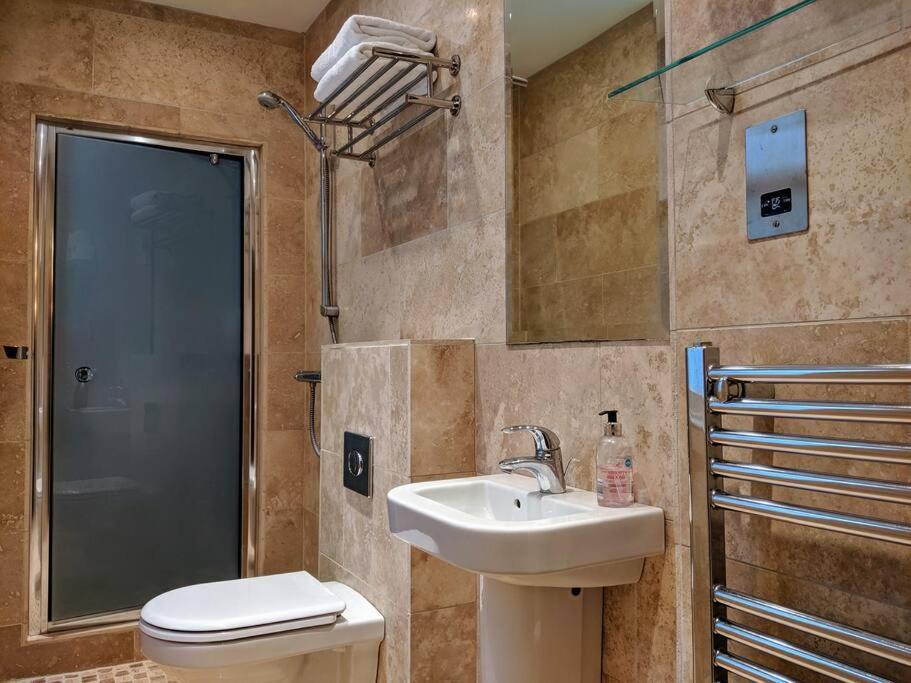 Boutique City Centre Flat By City Superhost แมนเชสเตอร์ ภายนอก รูปภาพ