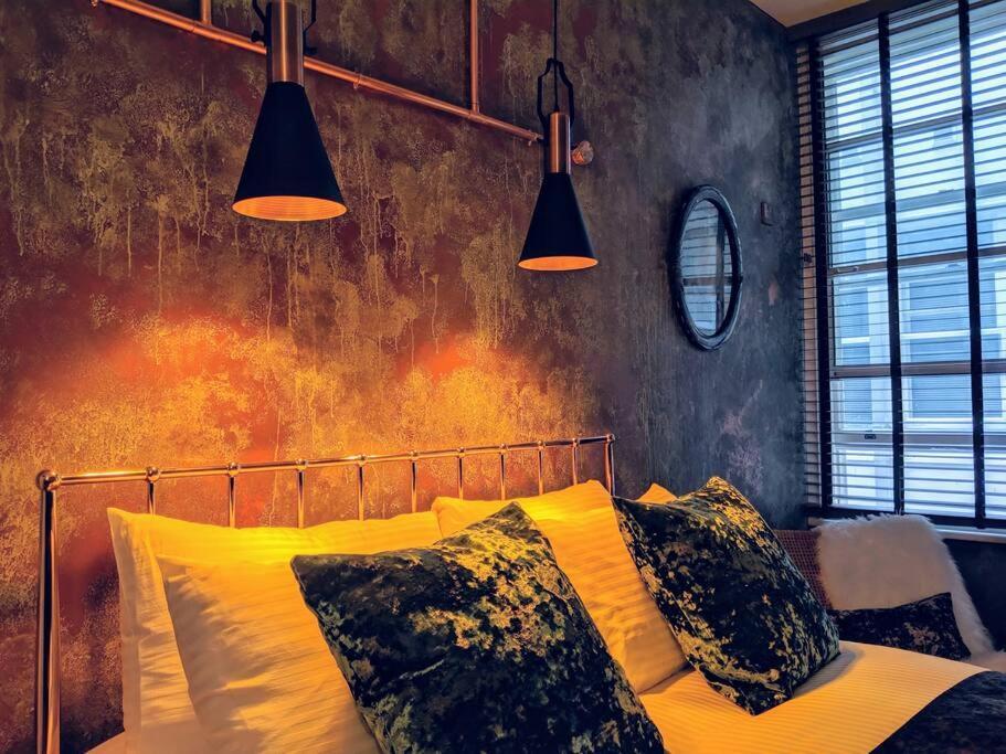 Boutique City Centre Flat By City Superhost แมนเชสเตอร์ ภายนอก รูปภาพ